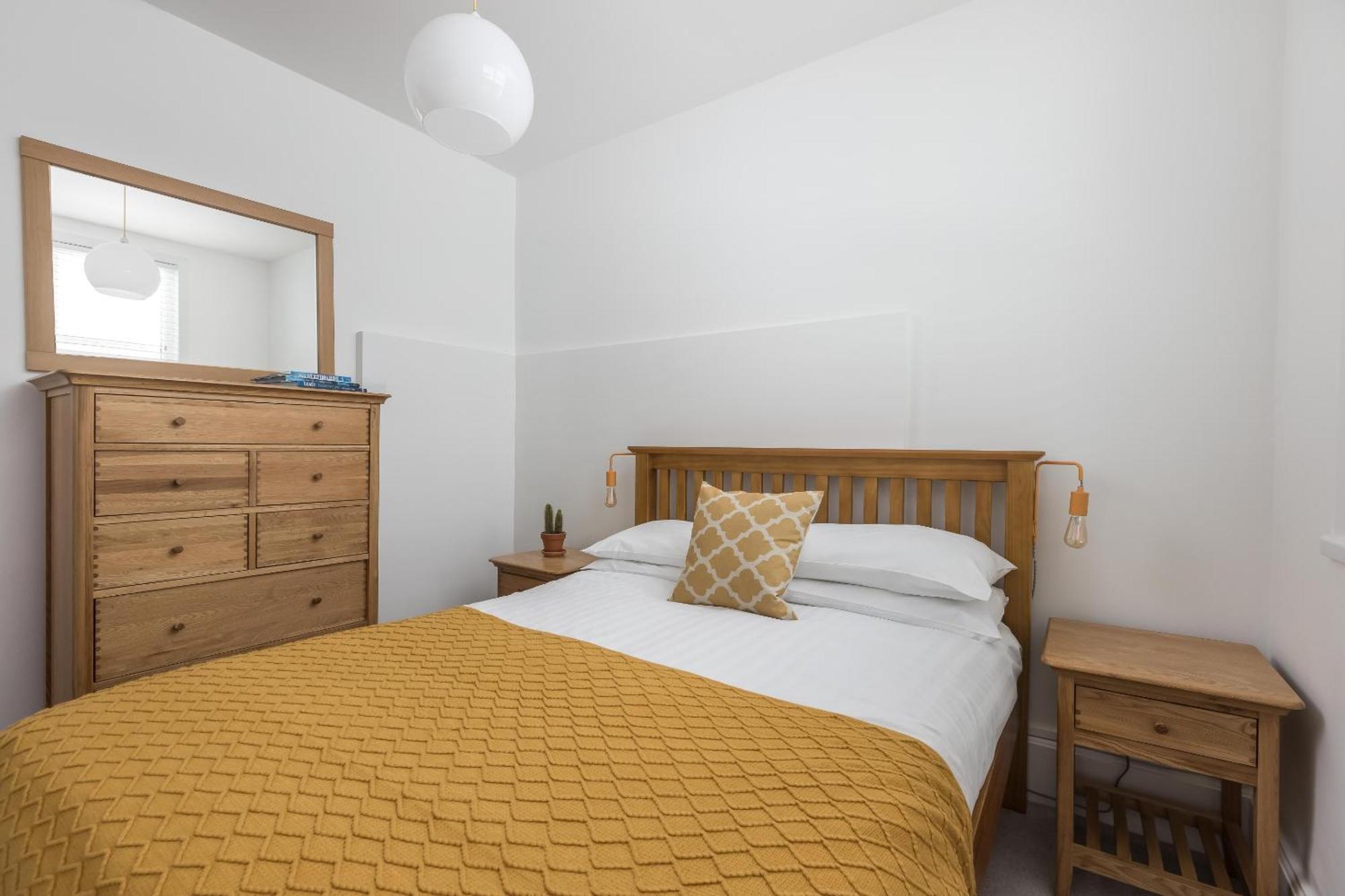 The Edgcumbe Hotel & Deck Restaurant Bude Bilik gambar